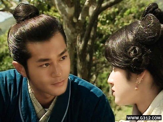 还是个万人迷,剧中大部分女人都心水他
