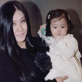 车胜元老婆李淑珍和女儿照片 车胜元老婆李淑珍和女儿照片