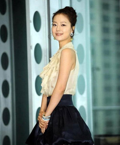 文彩元整容前后对比照 文彩元整容前后对比照